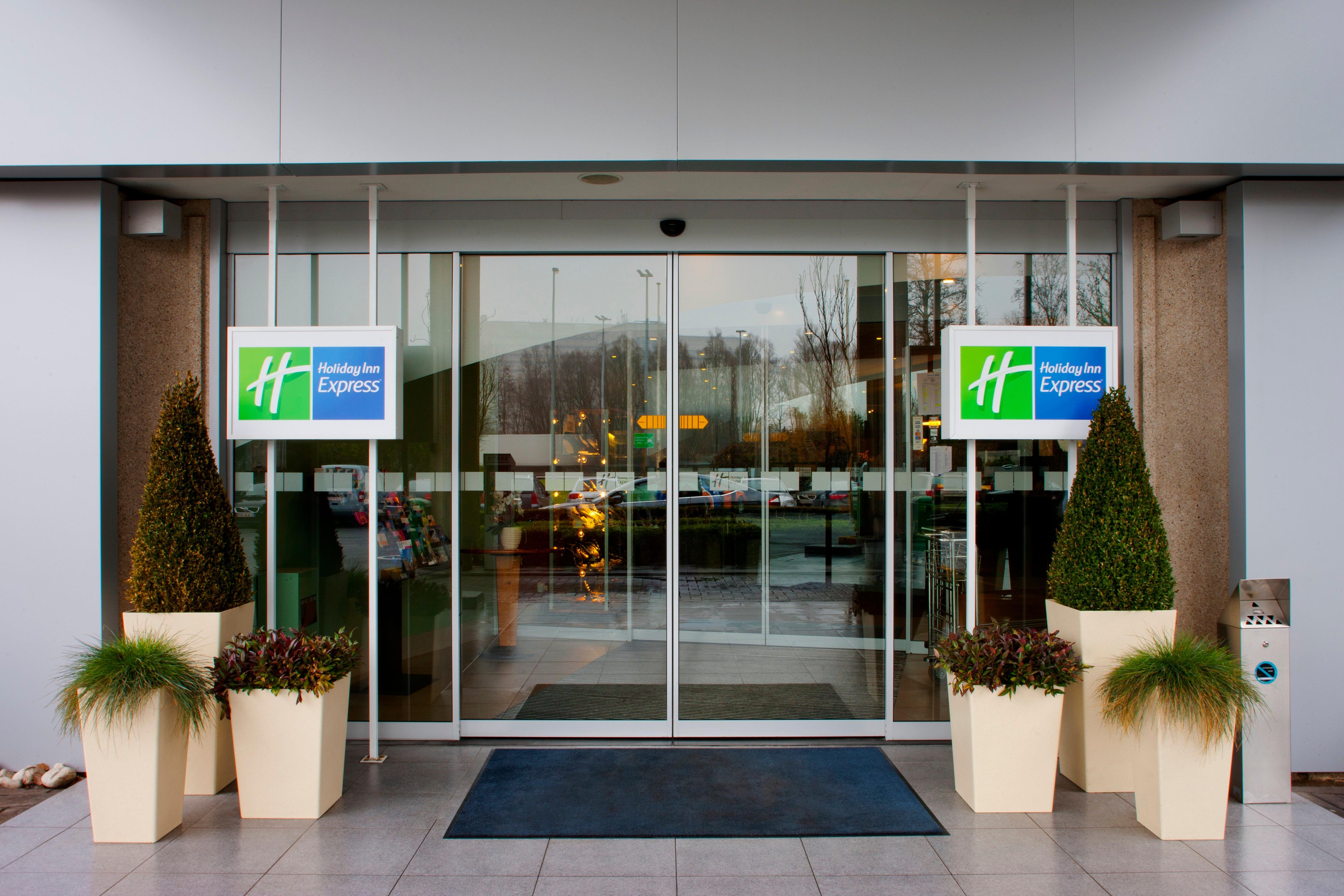Holiday Inn Express & Suites Ghent By Ihg Kültér fotó